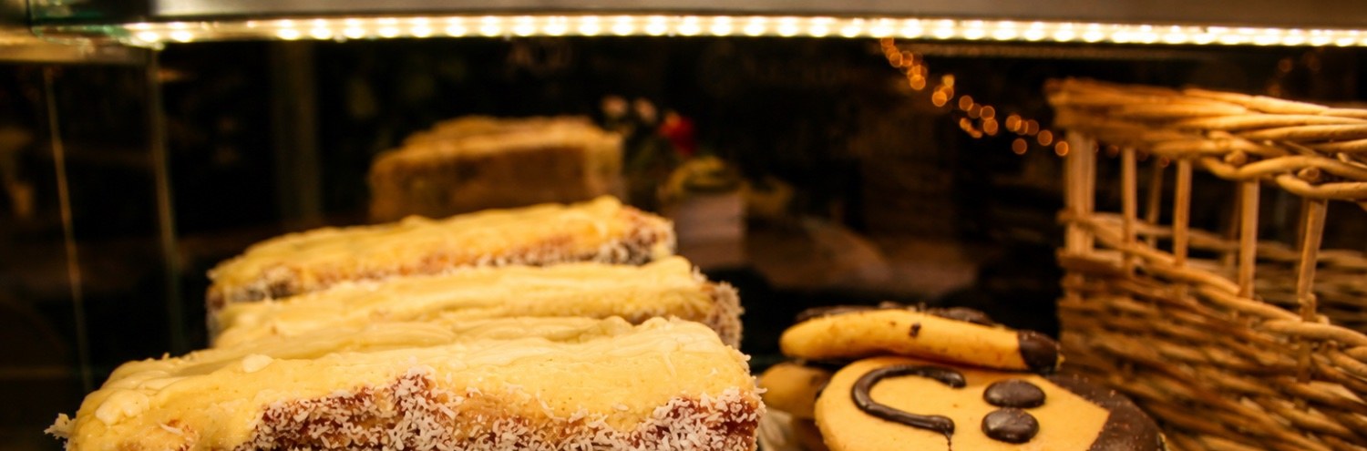 Alfajors i dolços a la vitrina